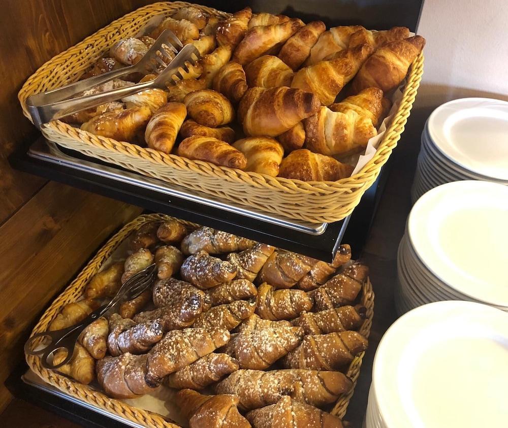 Rifugio Sapienza 3*