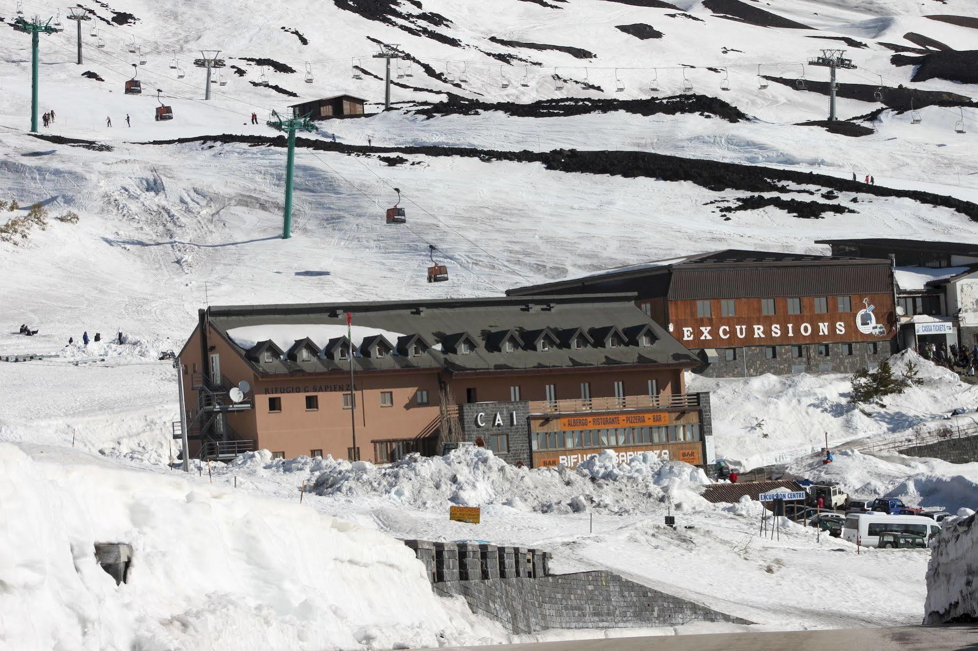 Rifugio Sapienza 3*